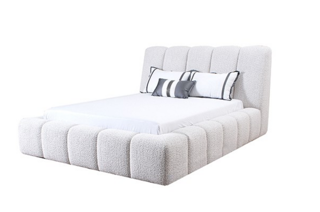 Grevan White Bed