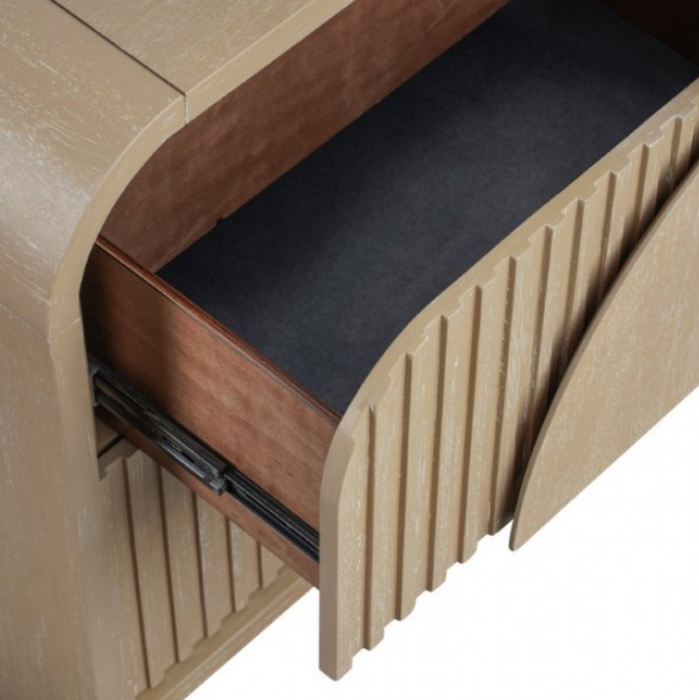 Tangentry Bedroom set